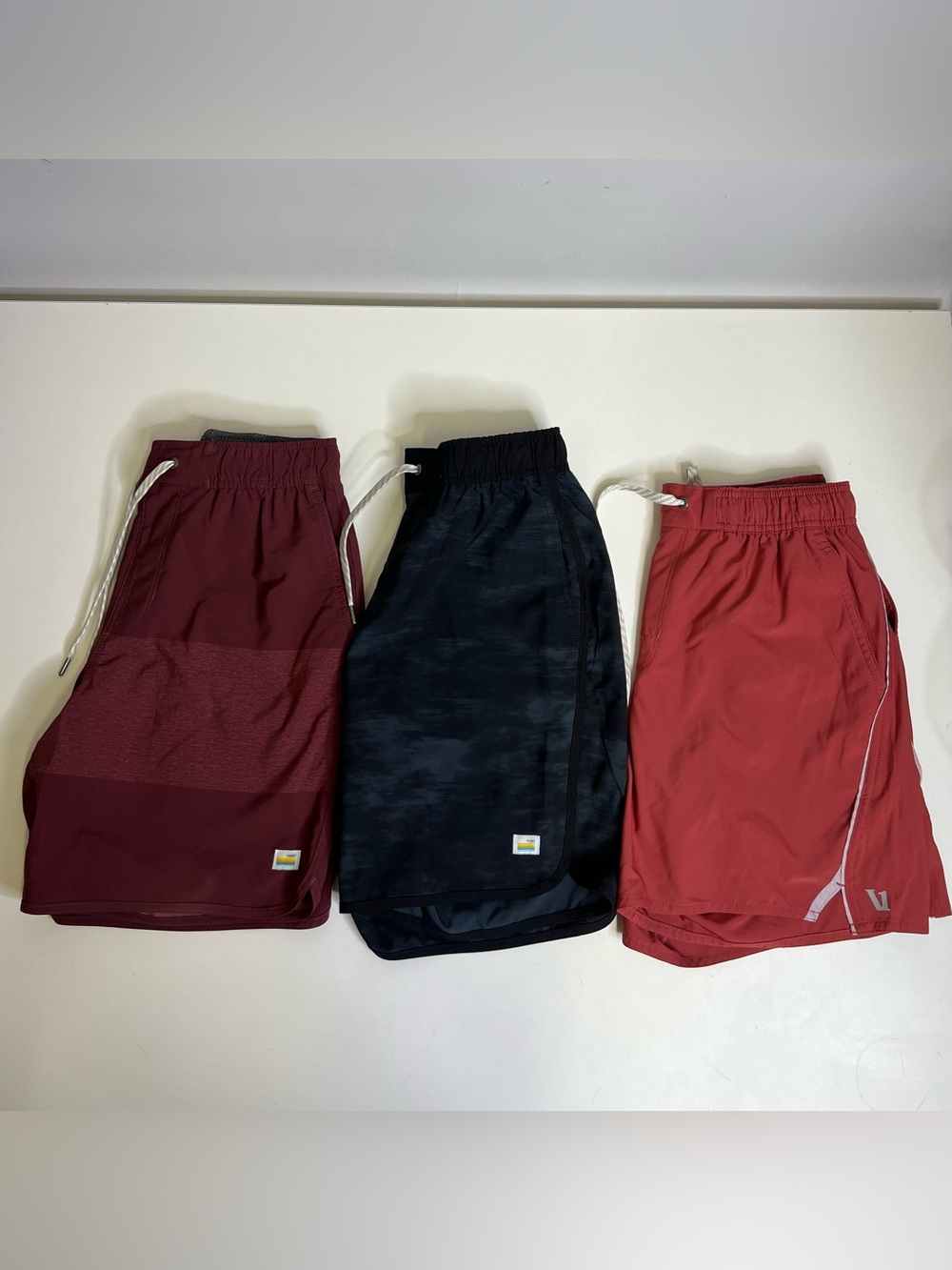 Vuori Men’s Shorts Bundle x2 Banks Short x1 Trail 2.0 Short - Size Small